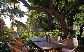 Hotel Petit Royal